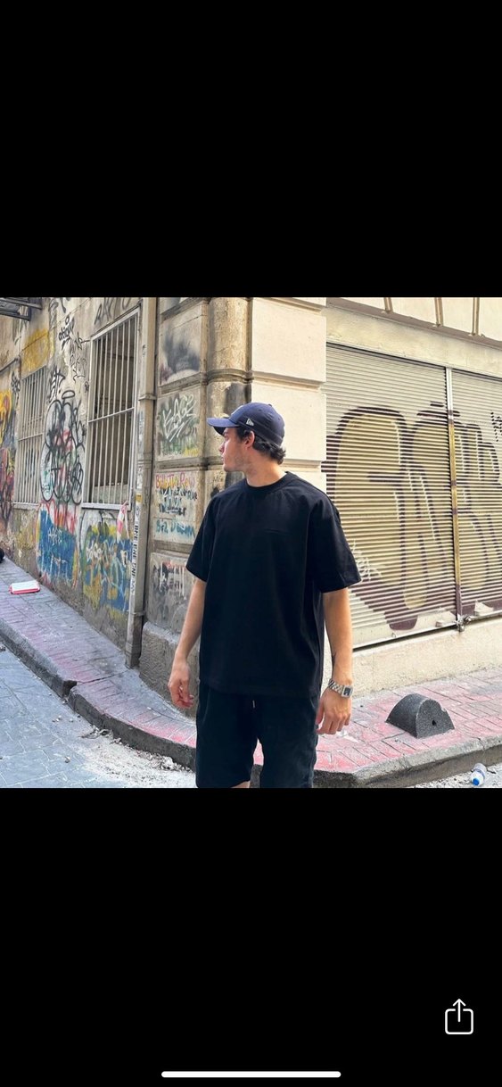 Siyah Baskılı Oversize Rock Punk Tişört - Görsel 3