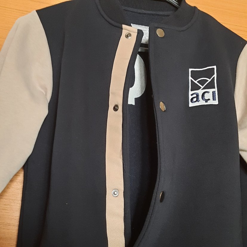 kolej tarzı nont, logolu, 10 yaş - Görsel 3