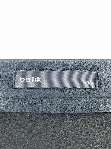 38 Beden siyah Renk Batik Midi Etek %70 İndirimli.