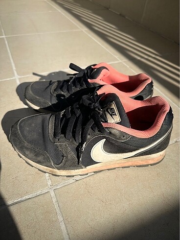 Nıke spor ayakkabı - Görsel 5