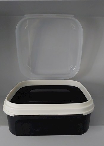 Tupperware Siyah Plastik Kapaklı Saklama Kabı