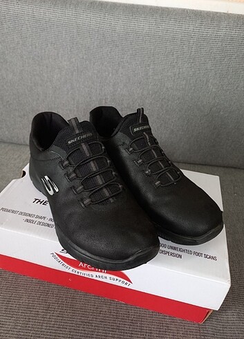Skechers Arch Fit spor Ayakkabı