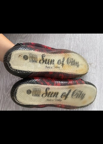 Kırmızı Yılan Desenli Erkek Su Ayakkabısı - Görsel 3