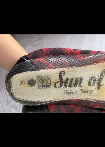 Kırmızı Yılan Desenli Erkek Su Ayakkabısı - Görsel 4