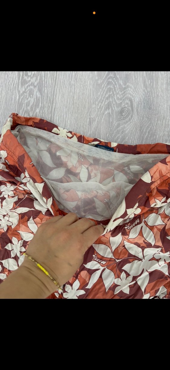 Kahverengi Çiçek Desenli Kemerli Mini Erkek Deniz Şortu - Görsel 3