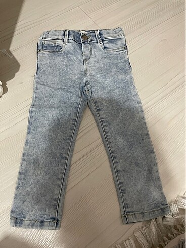 Mango jean