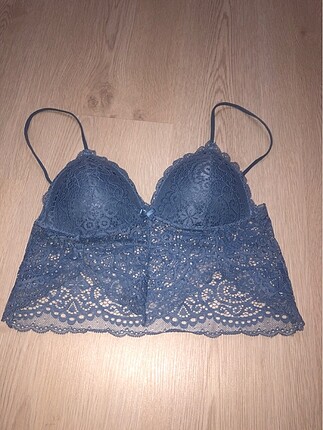bralet