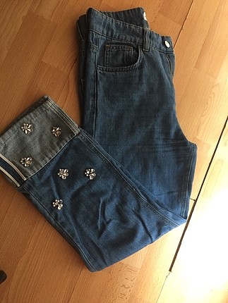 Taş detaylı jean