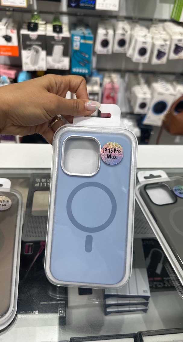 Apple IP 15 Pro Max Siyah Parlak Telefon Kılıfı - Görsel 3