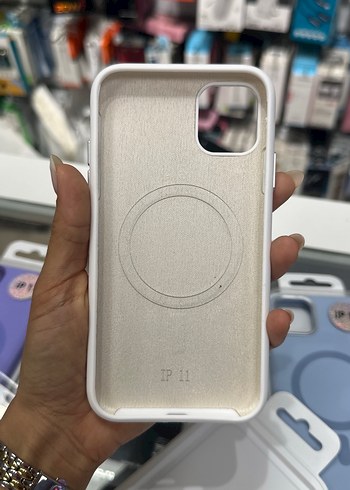 Apple Mor Parlak iPhone 11 Kılıfı - Görsel 9