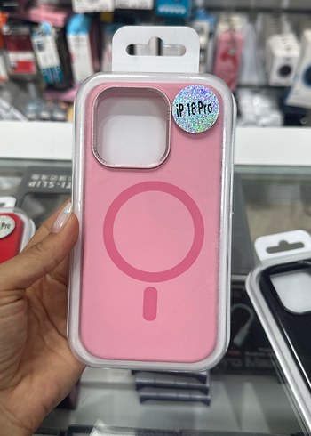 Apple iPhone 16 Pro Kırmızı Parlak Kılıf - Görsel 3