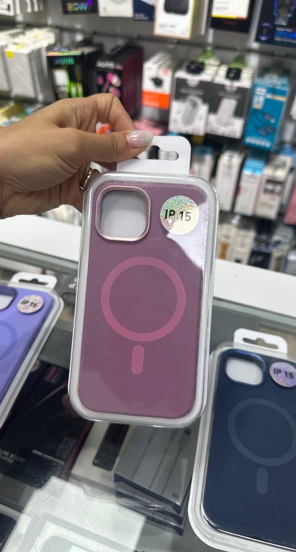 Apple Pembe Düğmeli Telefon Kılıfı 15 - Görsel 4