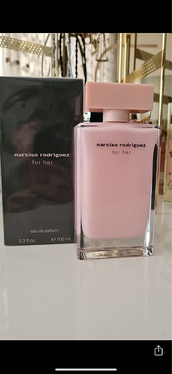 Narciso rodriguez for her