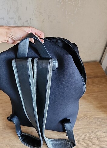 Orjinal zara sırt çantası - Görsel 9