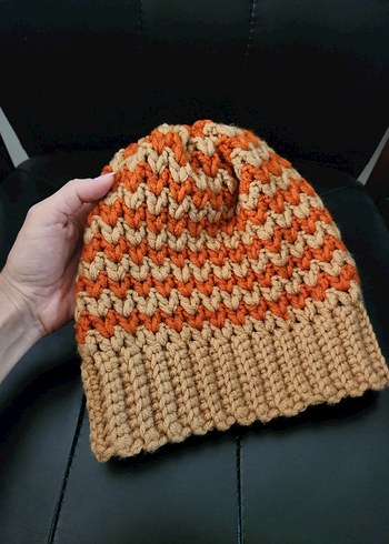 Bej ve Turuncu Örgü Kadın Bere - Görsel 3