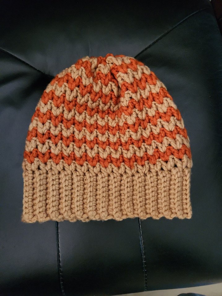 Bej ve Turuncu Örgü Kadın Bere - Görsel 2