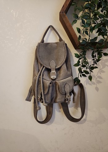 Gri Süet Kadın Sırt Çantası - Görsel 2