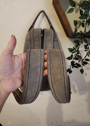 Gri Süet Kadın Sırt Çantası - Görsel 4