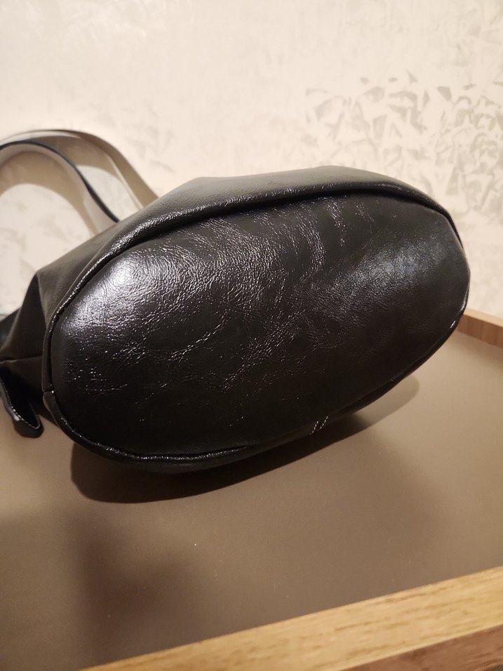 Siyah Deri Tokalı Kadın Çanta pull bear - Görsel 5