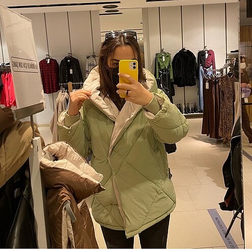 Bershka Mont