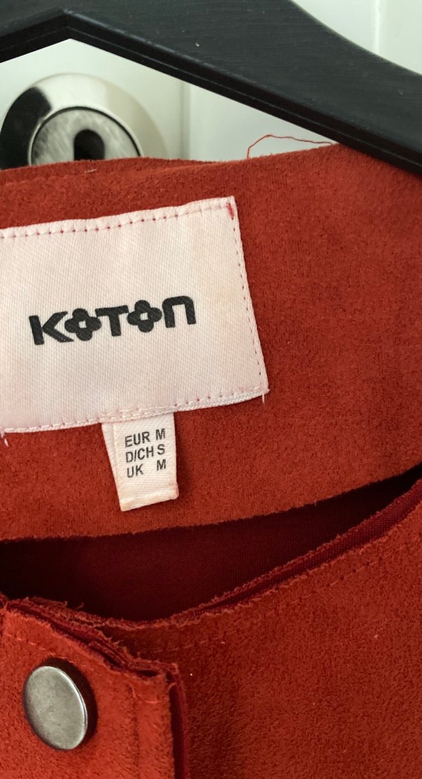 Kırmızı Süet Kadın Ceket Düğmeli - Görsel 2