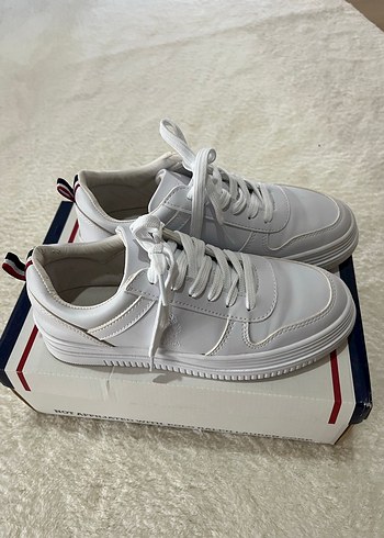 U.S Polo Assn. Beyaz Orijinal US Polo Kadın Spor Ayakkabı Sneaker