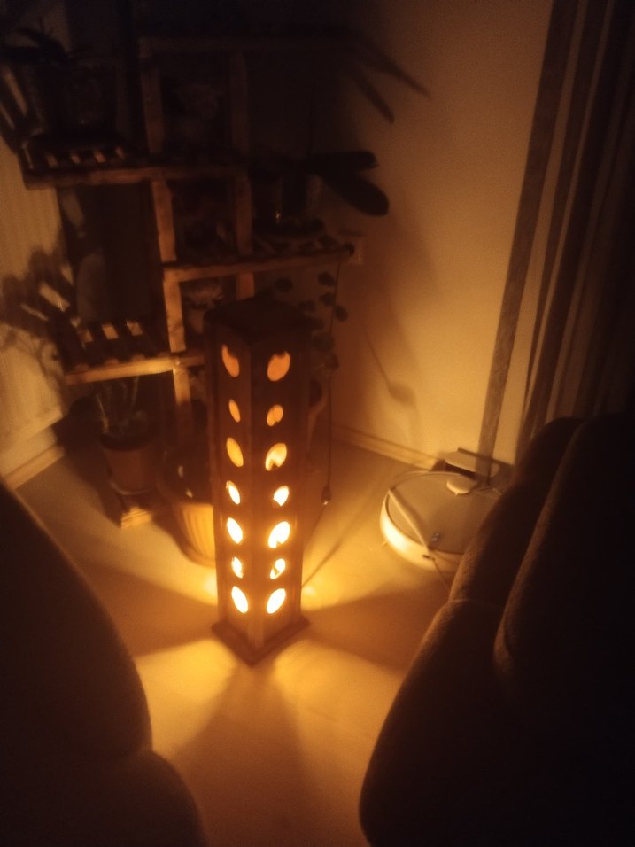 Dairesel Delikli Ahşap Lamba - Görsel 2