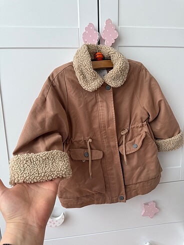 Zara kürk detaylı mont