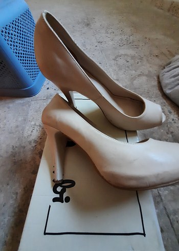 Bej Rengi Önü Açık Platform Topuk Ayakkabı - Görsel 2