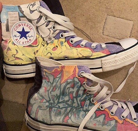 graffiti converse