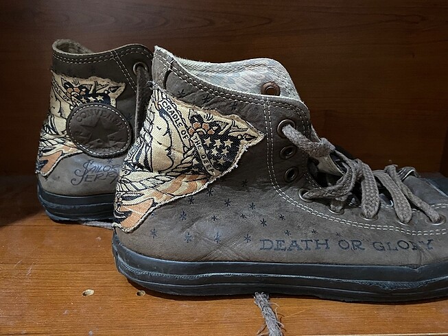 Converse Converse