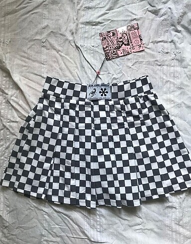 Ngo skirt