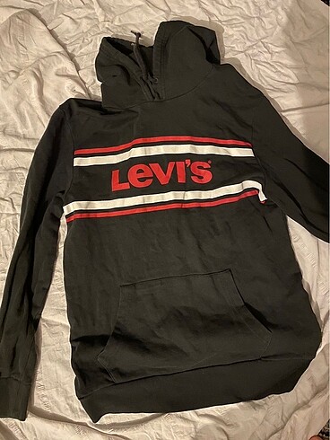 Levis sweat