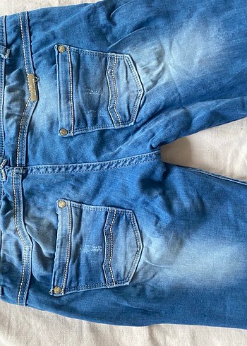 Düğmeli Mavi Bol Kesim Kadın Kot Pantolon - Görsel 6