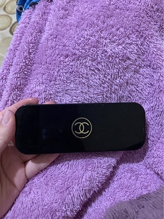 Günlük renklerle dolu chanel far paleti