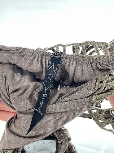 s Beden haki Renk Stradivarius Bluz %70 İndirimli.