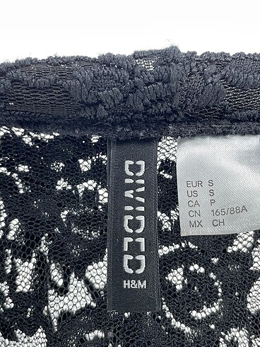 s Beden siyah Renk H&M Bluz %70 İndirimli.
