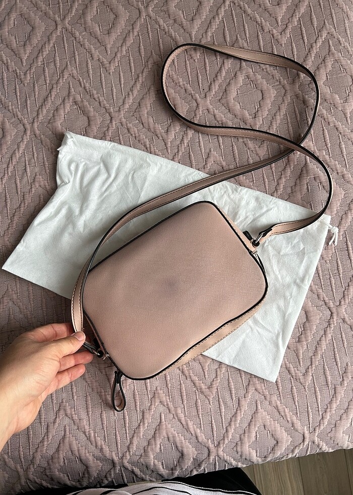 Guess çanta - Görsel 3