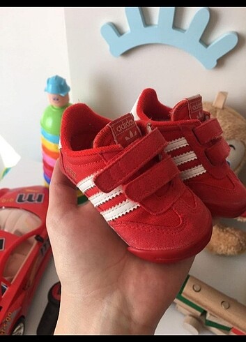 18 Beden kırmızı Renk Adidas ilk adim