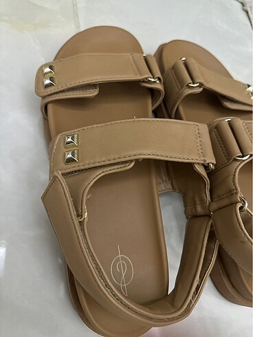 40 Beden camel Renk Stradivarius kadın bej sandalet
