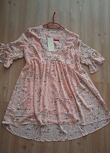 l Beden KARTON ETİKETLİ ŞİFON KISA ELBİSE