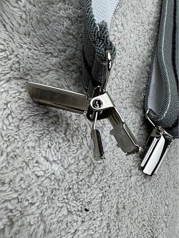 Ayarlanabilir lastikli pantolon askısı - Görsel 3