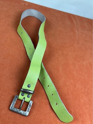 American Vintage Staccato vintage yeşil deri kemer