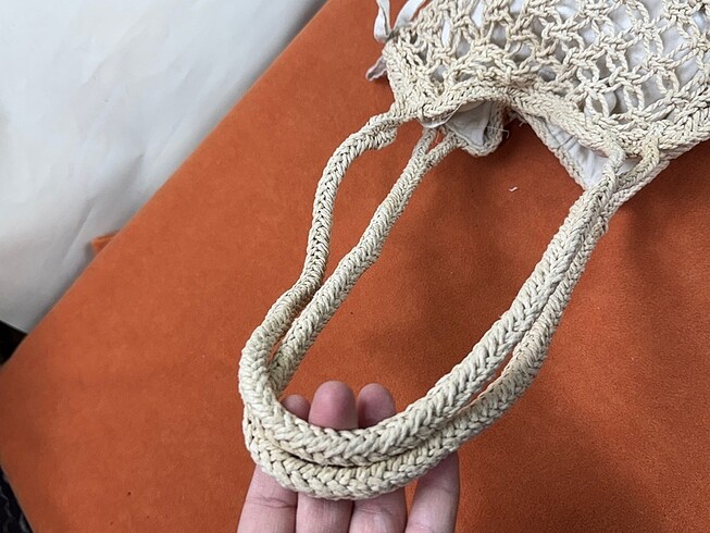 Beden ten rengi Renk H&M makrome ip örgüsü kol çantası