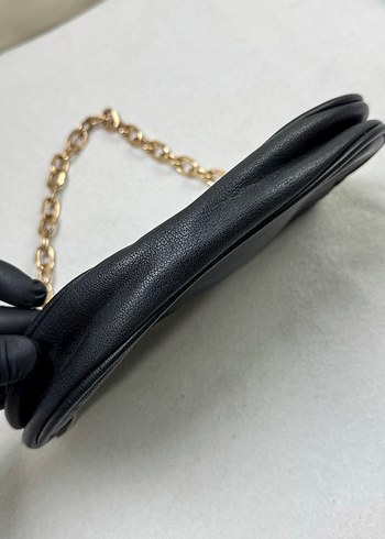 Mango y2k Zincir askılı Siyah Deri baget Çanta - Görsel 2