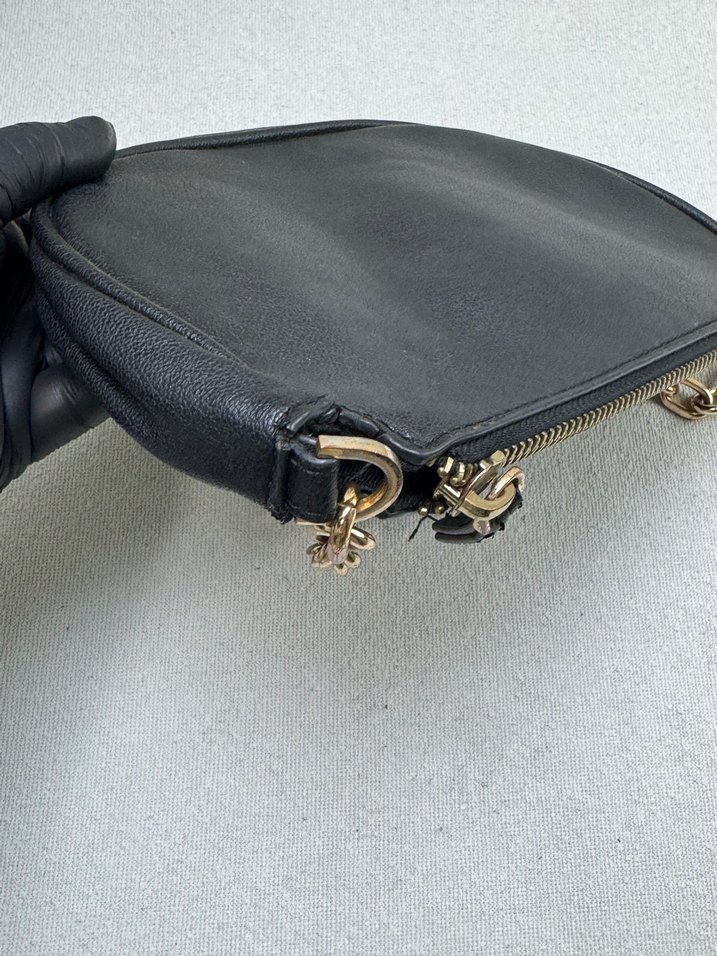 Mango y2k Zincir askılı Siyah Deri baget Çanta - Görsel 3