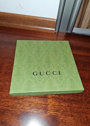 Gucci kutu 