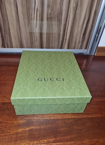 Gucci kutu 