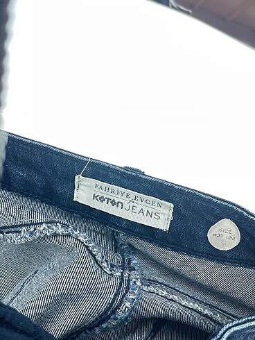 31 Beden mavi Renk Koton Jean / Kot %70 İndirimli.