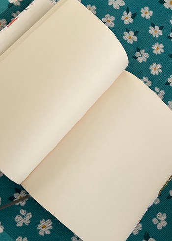 Çiçek Desenli Çok Renkli Defter - Görsel 2